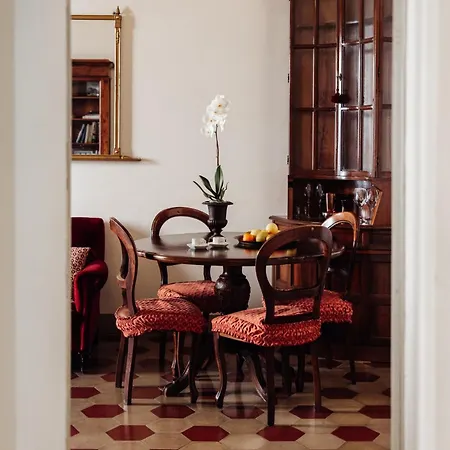 Residenza Granato Апартаменти Сієна